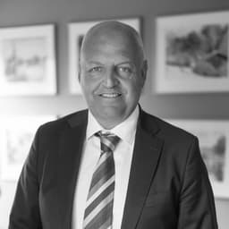 Portrettbilde av Lars Céwe